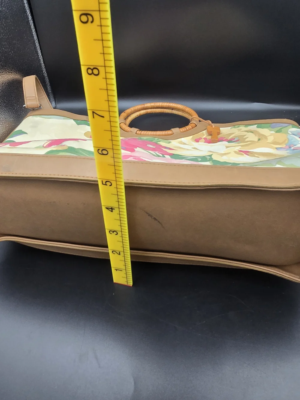 Fossil tote bold